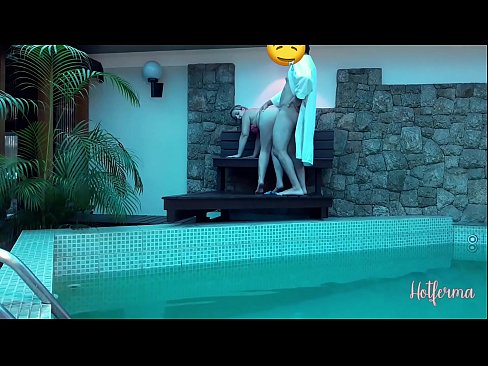 ❤️ Chefe convida empregada para a piscina, mas não conseguiu resistir a um ❤️  Sexo em pt-br.ttsex.ru ☑